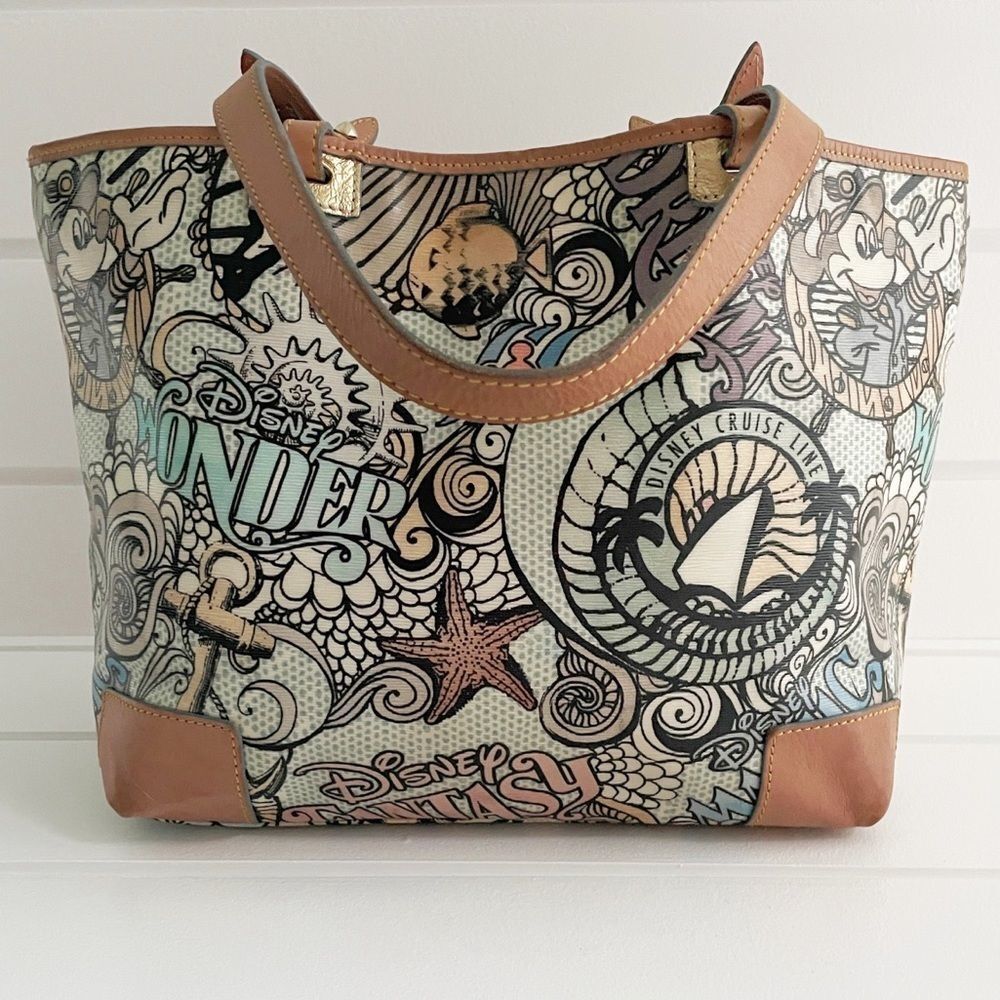 Dooney & Bourke Disney Cruise Line Fantasy Inaugural Sailing Tote Bag & Wristlet - Picture 4 of 16